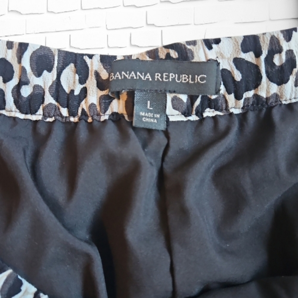 Banana Republic Leopard Print Mini Skirt Large Pull On Elastic Waist Fully Lined - Picture 3 of 5
